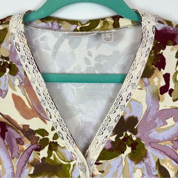 LOGO Lori Goldstein Lace Floral Flutter Sleeve Button Up V-Neck Tunic Cardigan S - Picture 3 of 10